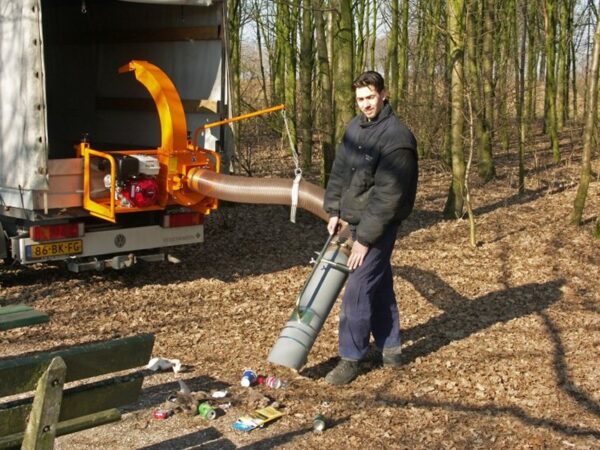 Aspirateur de feuilles sur ridelles 521M de Votex