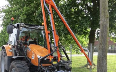 Arrosage des espaces verts : pourquoi le bras d&rsquo;arrosage sur remorque avec cuve change tout pour les collectivités
