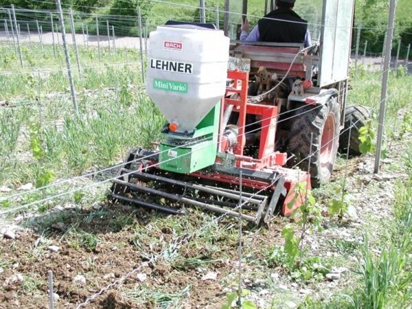 Epandeur d'engrais électrique MiniVario de Lehner